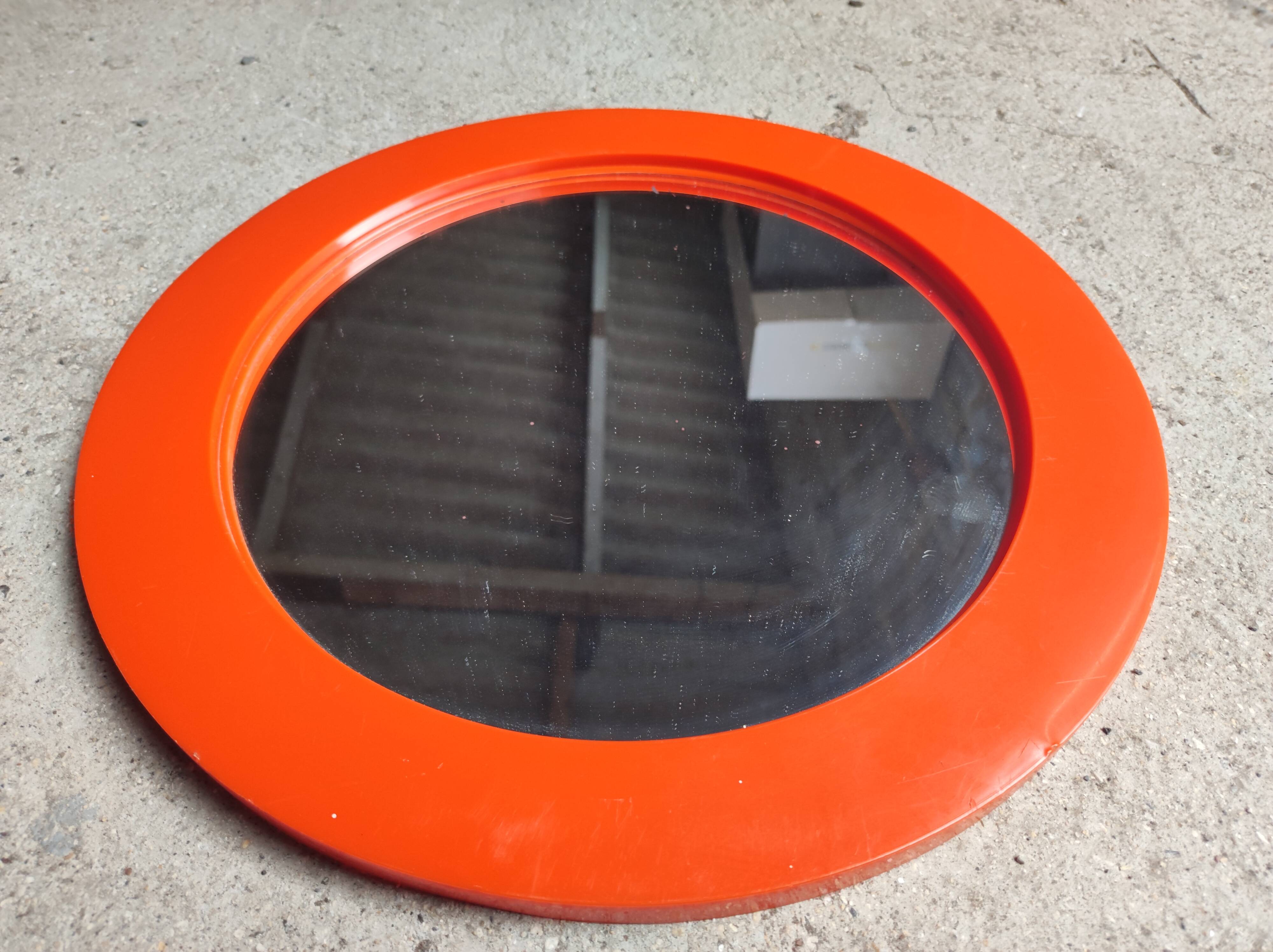 Round mirror plastic orange pop design 70