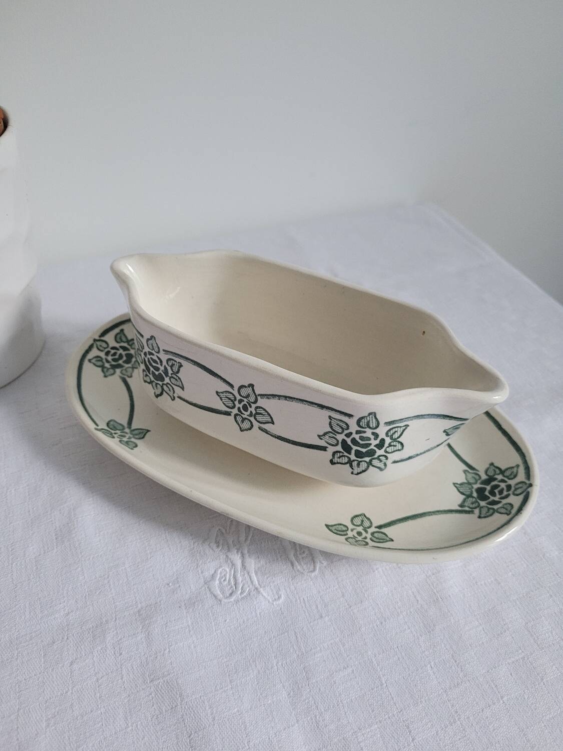 Simone de Givors Sauce Boat