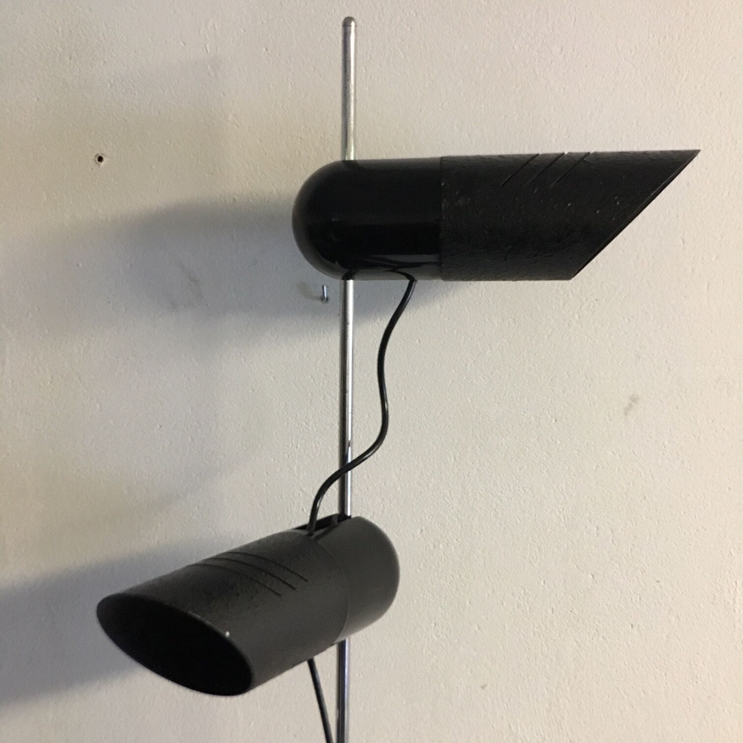 Harvey Guzzini 70s floor lamp