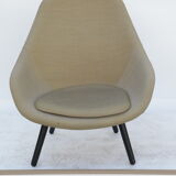 AAL92 chair