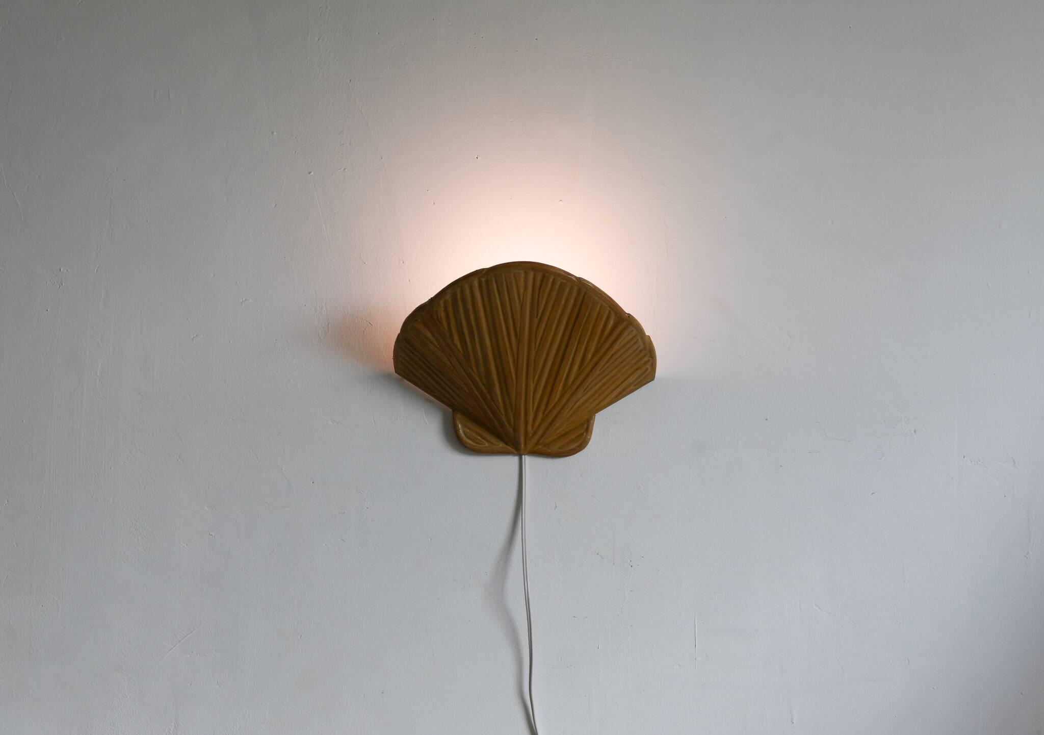 Applique murale en forme de coquille de palourde