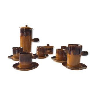 Ceramic coffee service in brown enamelled terracotta