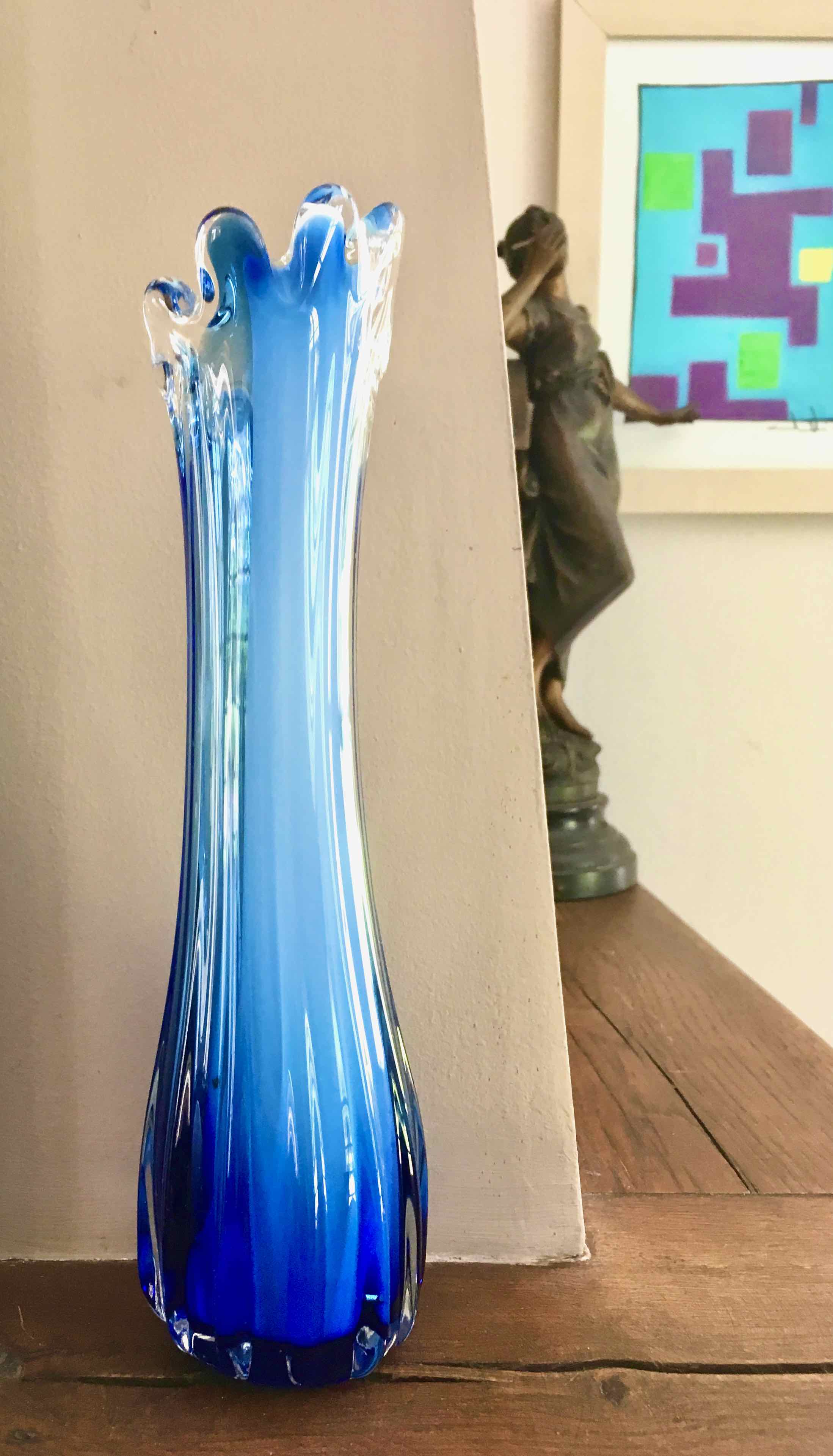 Vase soliflore bleu vintage