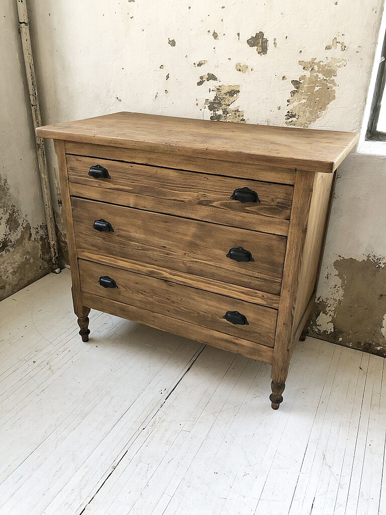 Oak workshop dresser