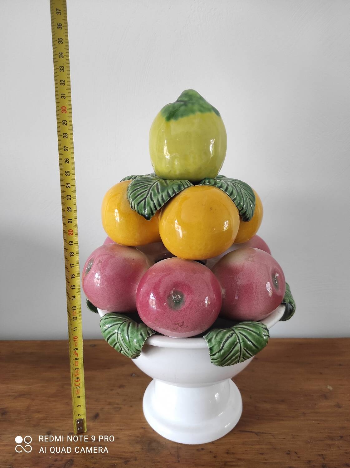 Barbotine centerpiece