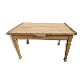 Campaign table