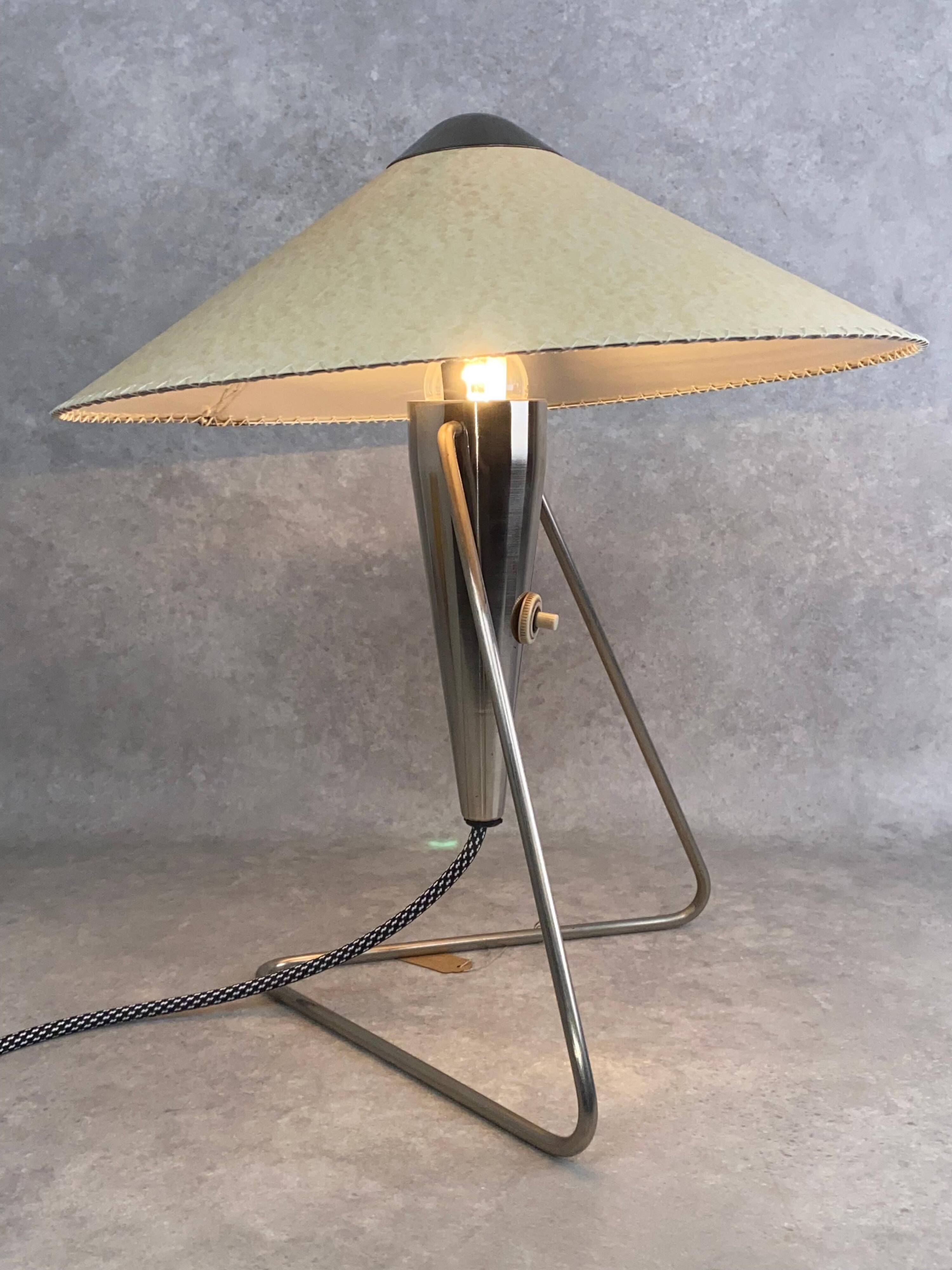 Chinese desk lamp by Helena Frantová