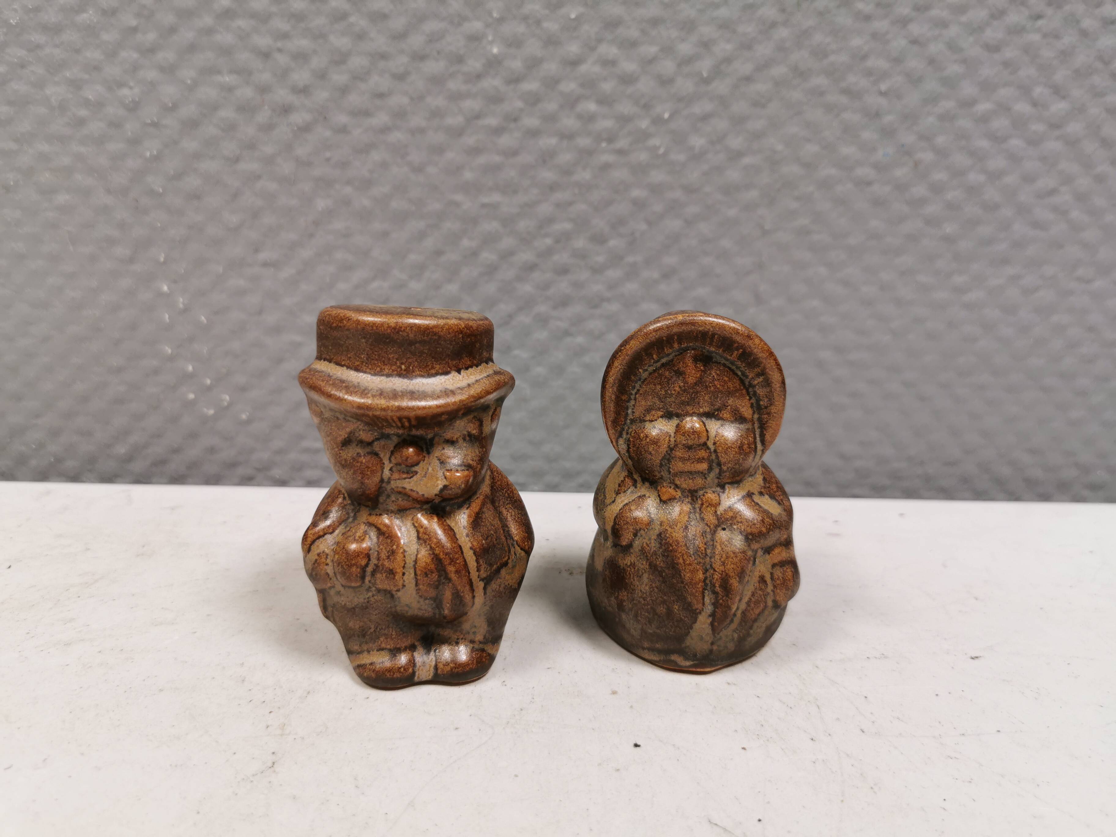 Salt and pepper shaker set in ceramic from Danish Løvemose 1970s.