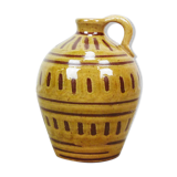 Jug vase in sandstone with Cove