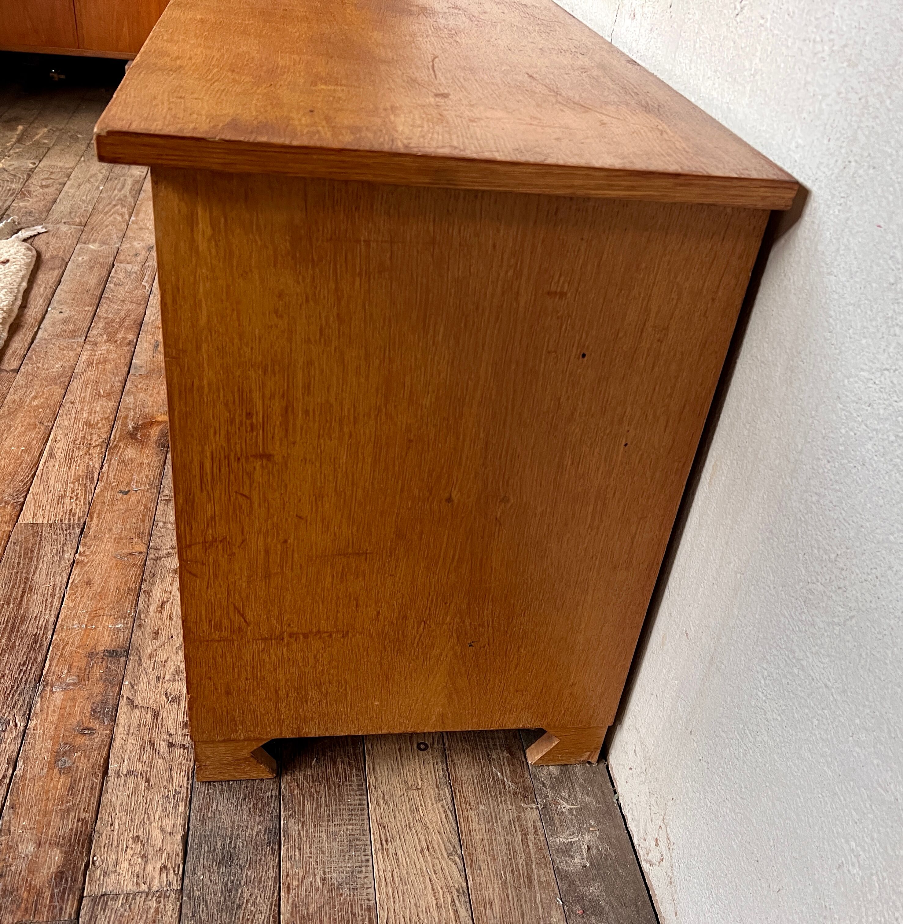 Vintage french modernist tv/hifi cabinet 1960