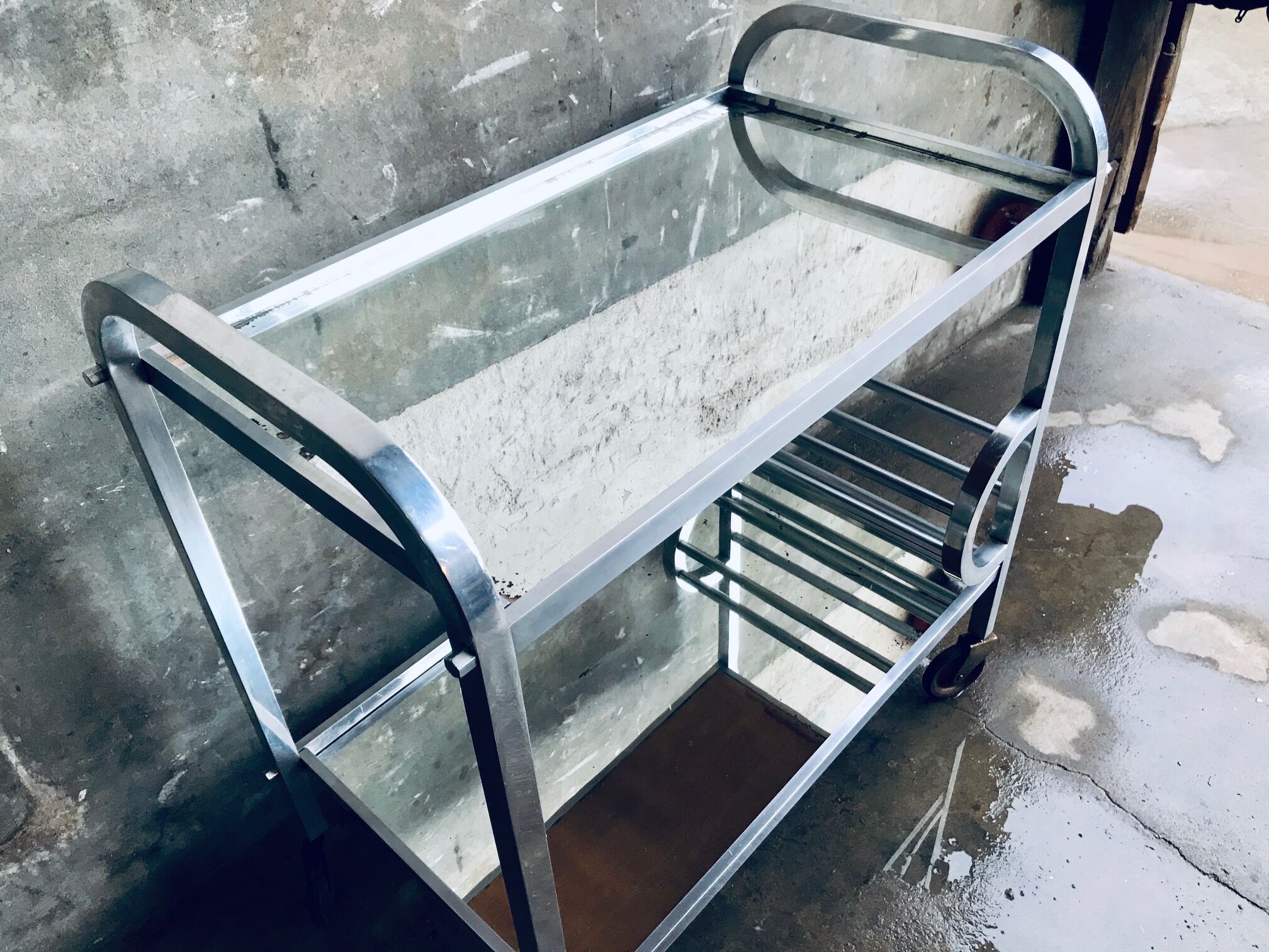 Desserte aluminium et miroirs