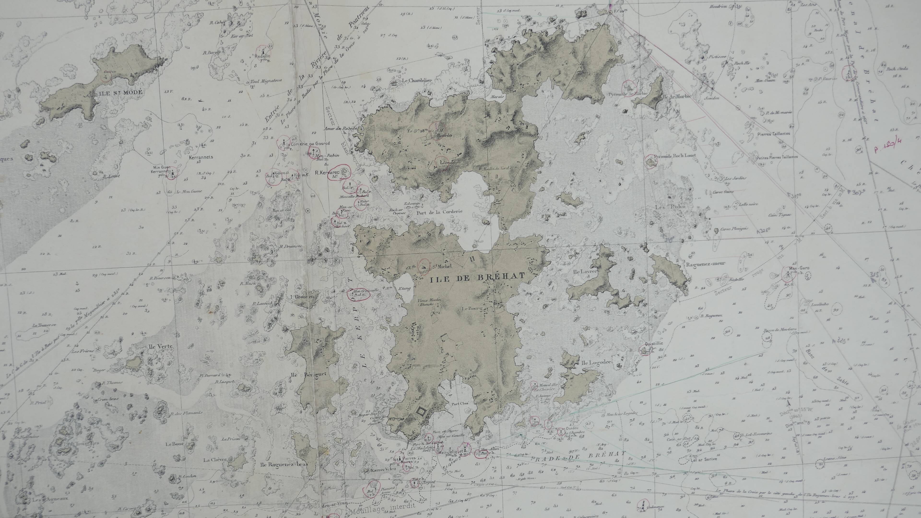 Ancient marine map of the island of Brehat and its surroundings