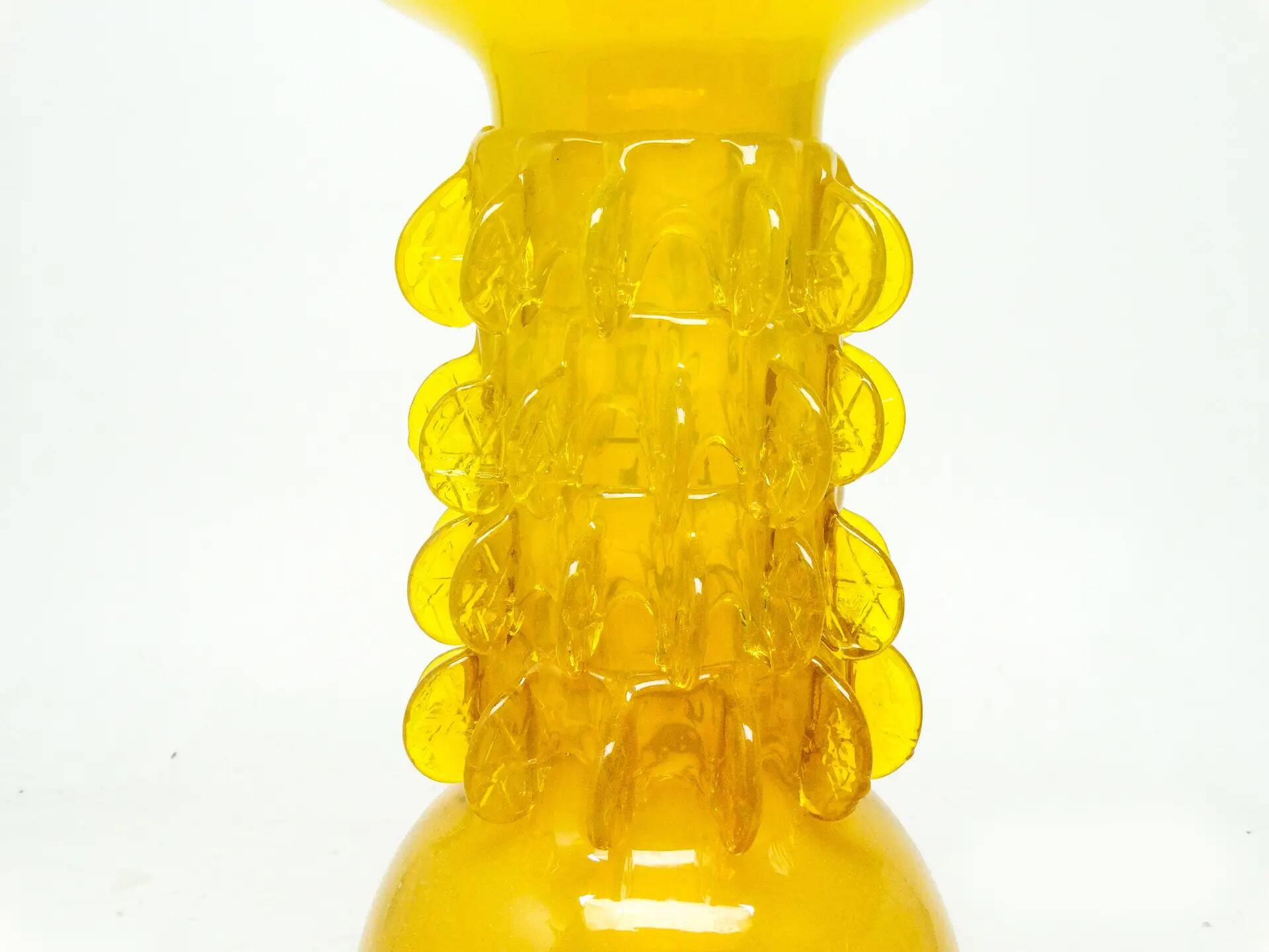 Bride vase, mid-century modern, yellow glass, designed by J. Słuczan-Orkusz, Poland, 1970s