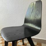 90s designer chairs in lacquered curved wood (X2)