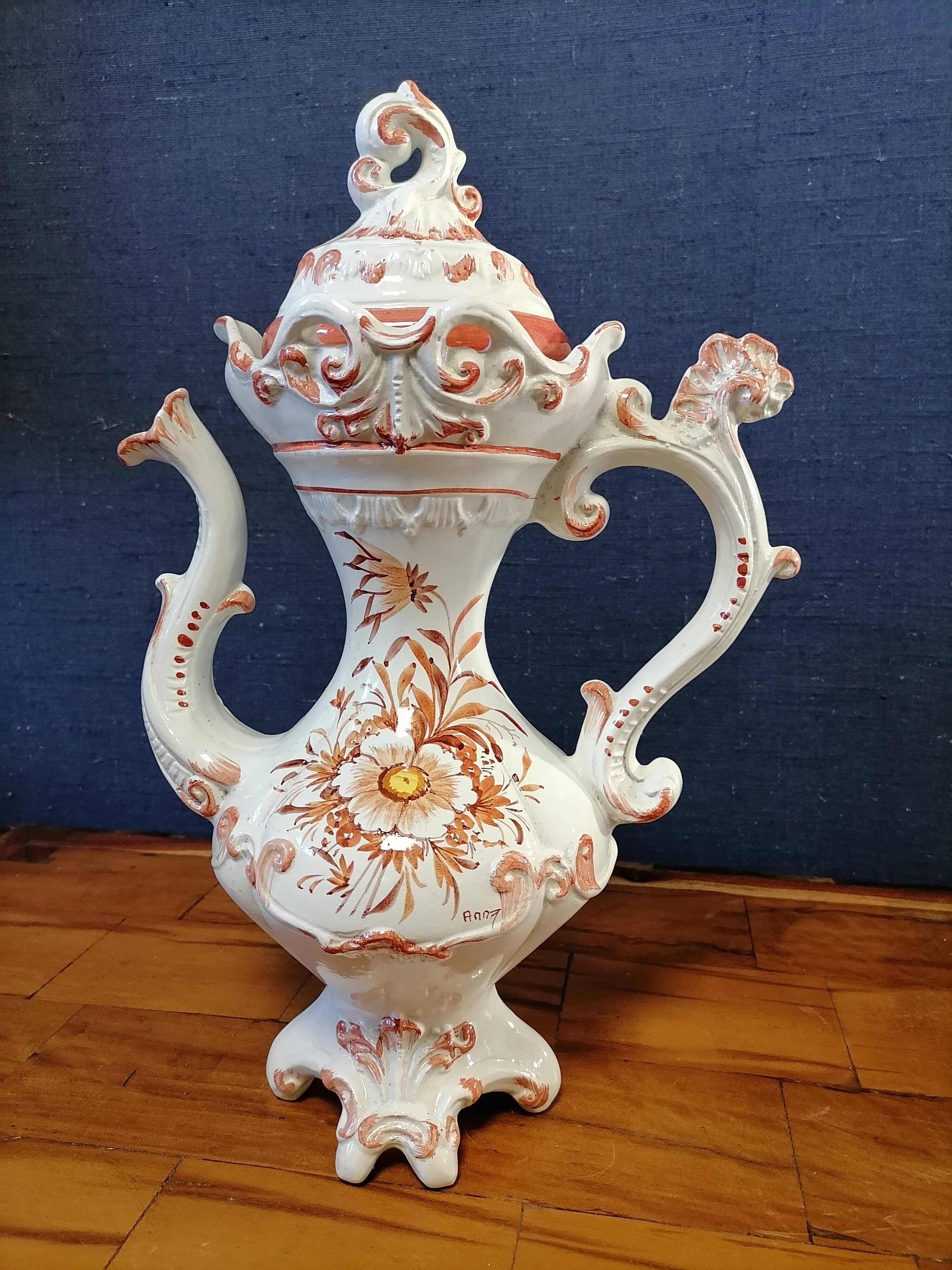 Aiguiere faïence italienne