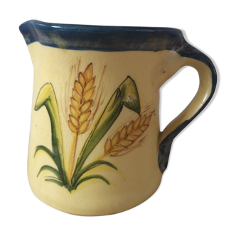 Sandstone pitcher