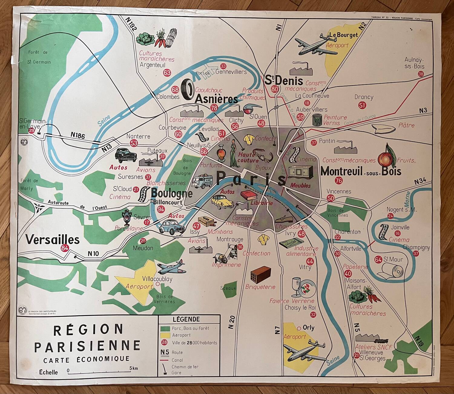 Affiche pédagogique Paris