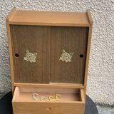 Large wardrobe for storing dolls' clothes and accessories, 2 sliding doors