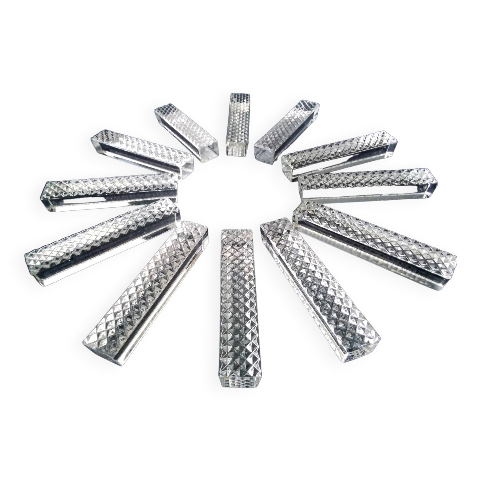 Coffret de 12 porte couteaux cristal au plomb Décor pointes de diamant