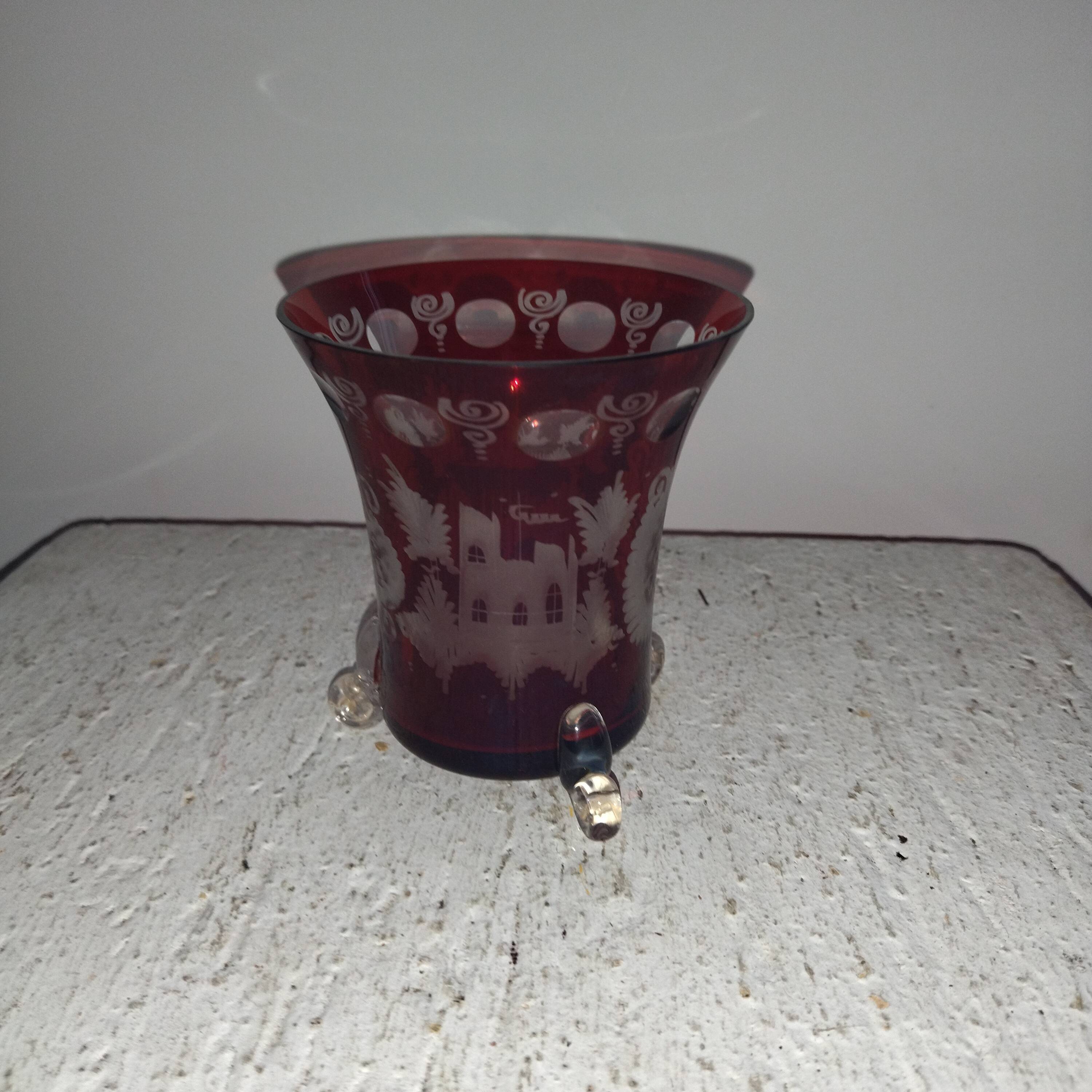 Vase en verre de bohême