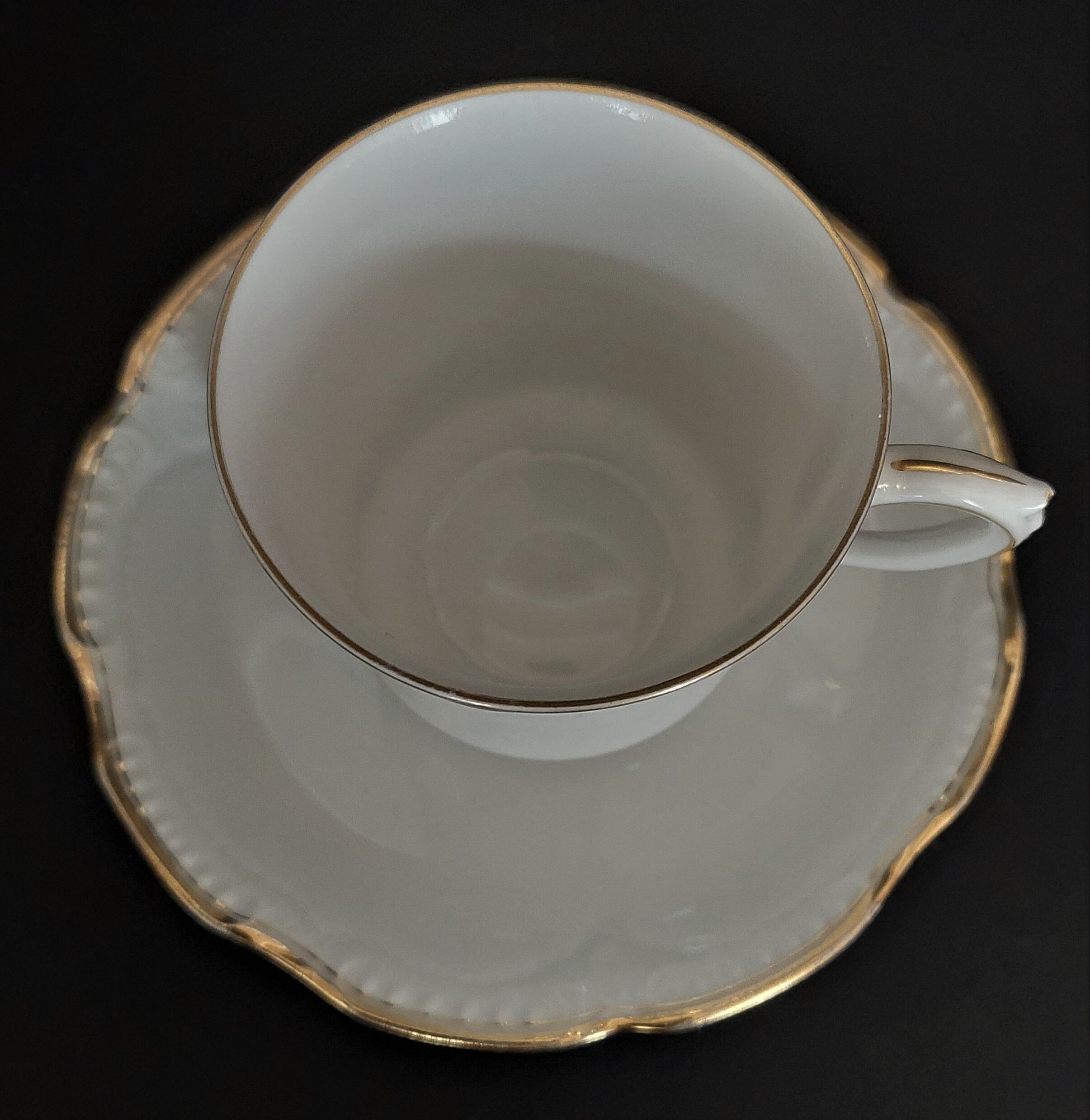 Limoges porcelain coffee cup with lions earthenware Paris white