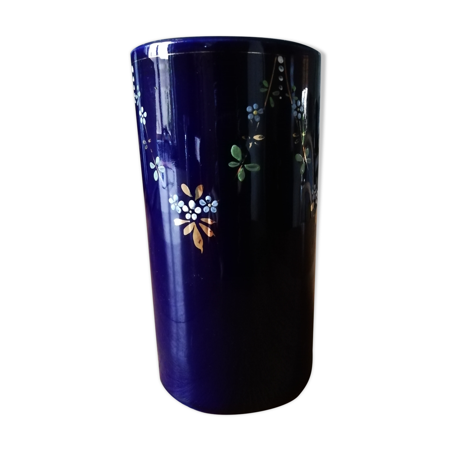 Night blue roller vase