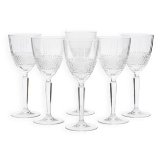 Set of 6 crystal wine glasses with a stud pattern