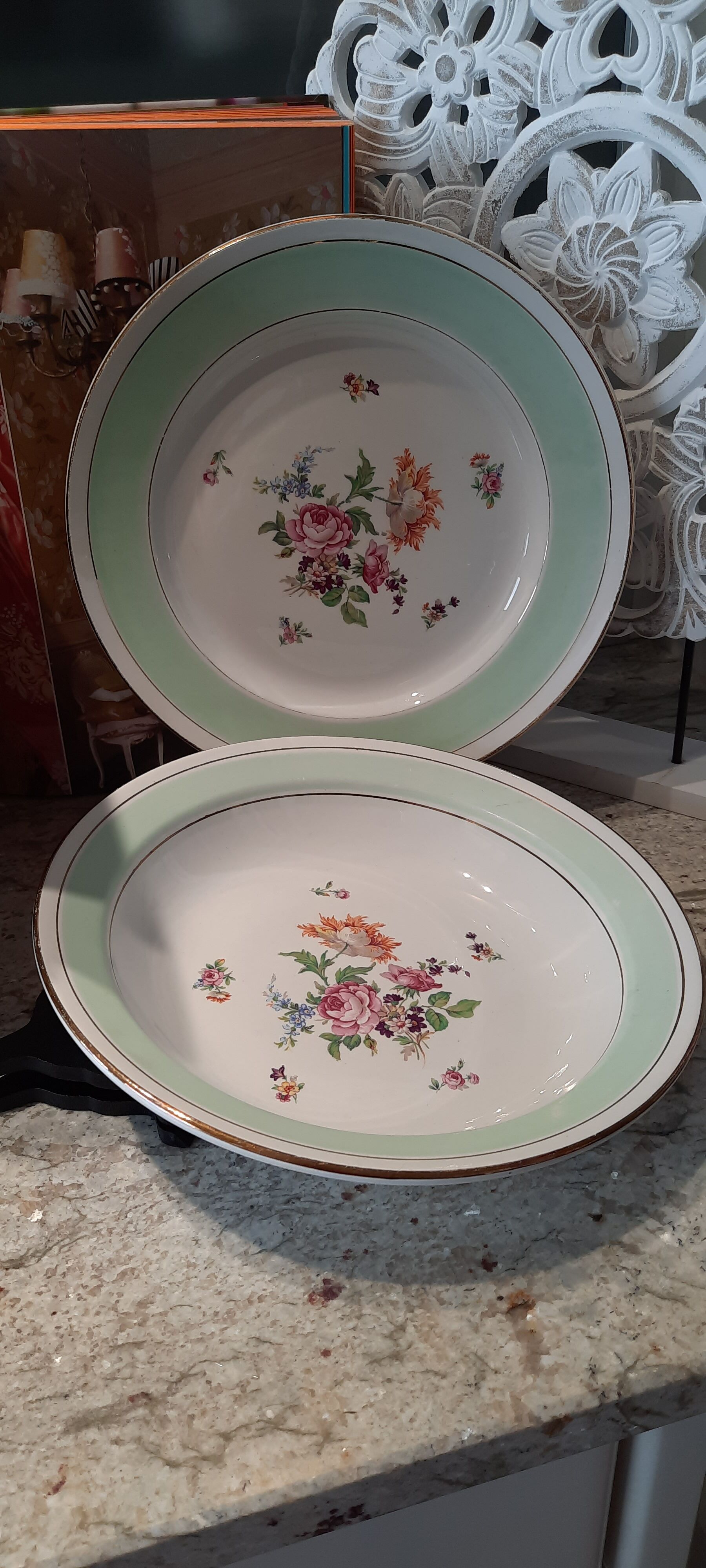 Set of 2 serving dishes half porcelain old L Amandinoise