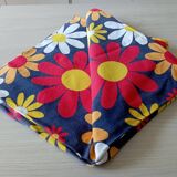 Vintage tablecloth 172/152