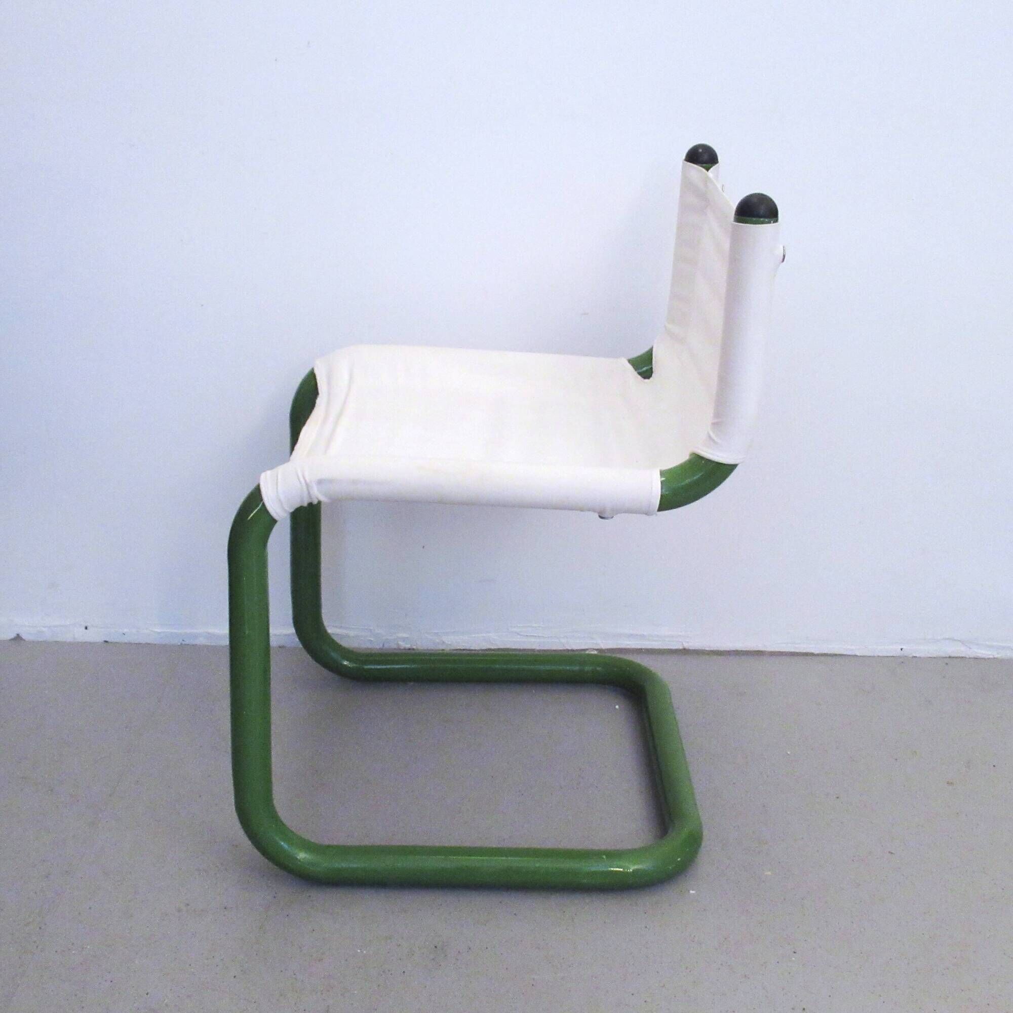 Twenty Tube desk and chair by Marc Berthier Roche Bobois