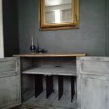 Meuble ancien patiné