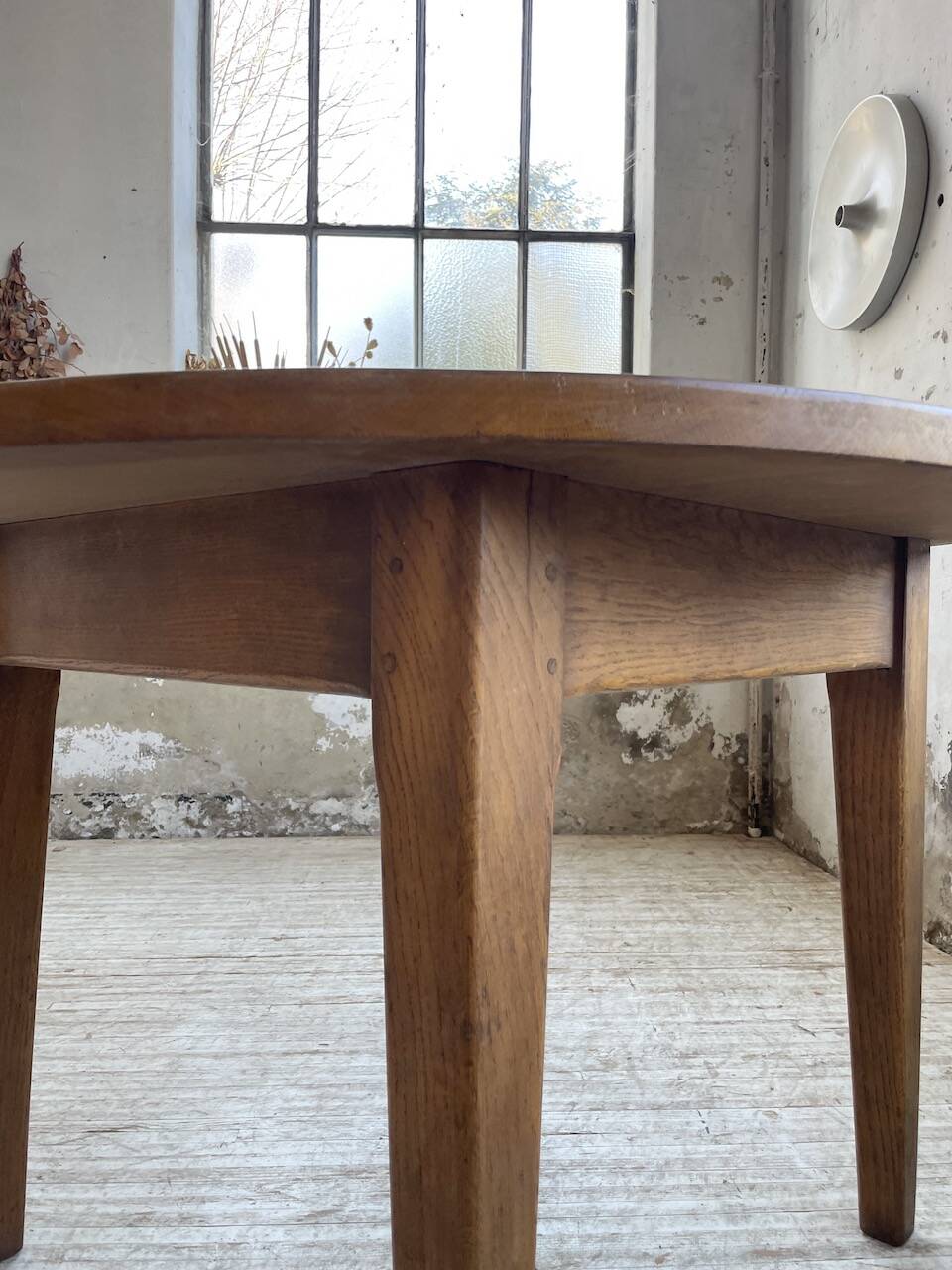 1950s round oak table
