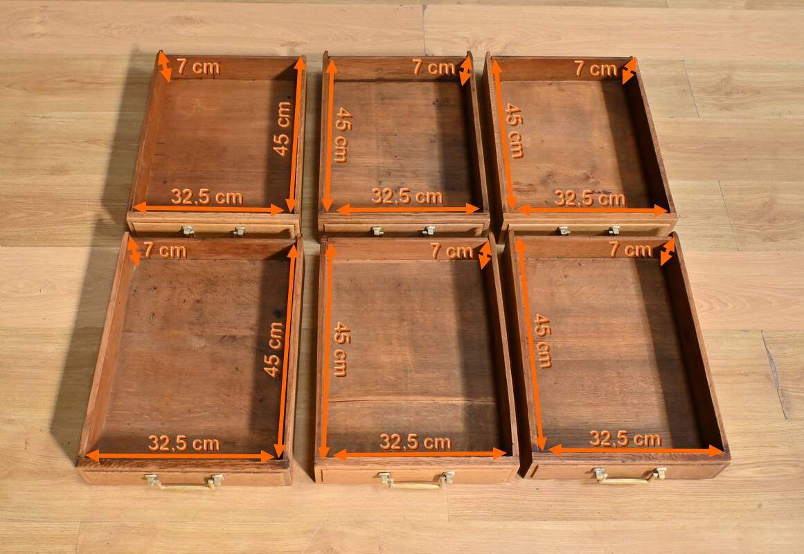 Important Oak Commercial Furniture – 1920