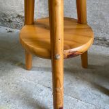 Vintage tripod workshop stool in pitchpin with height-adjustable screws