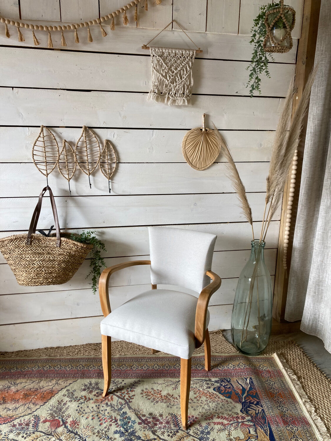 Bridge armchair