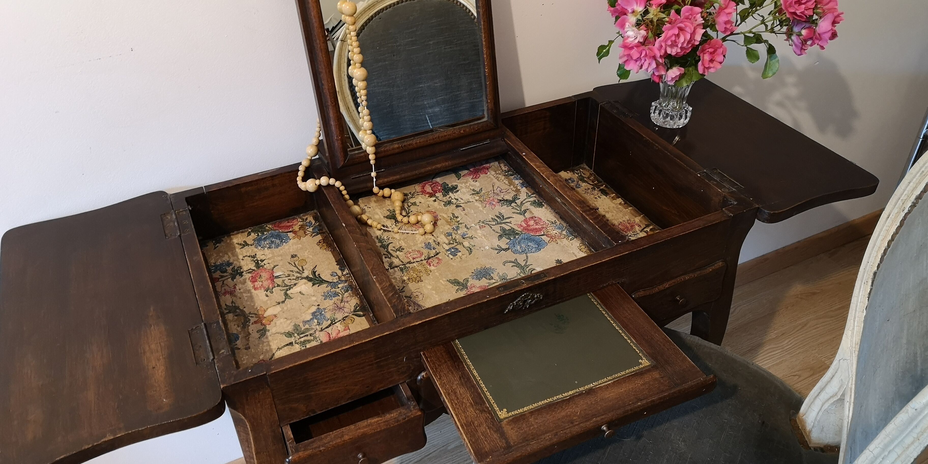 Louis XV style dressing table