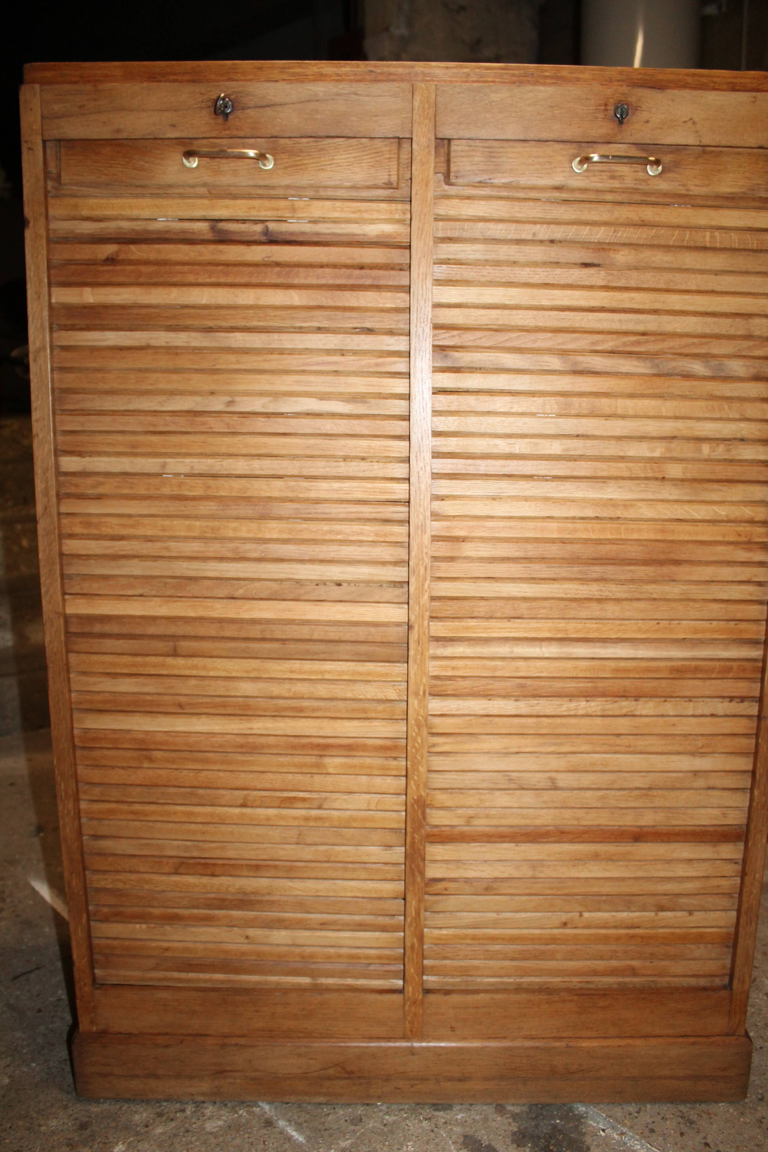 Double curtain binder