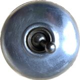 Porcelain switch