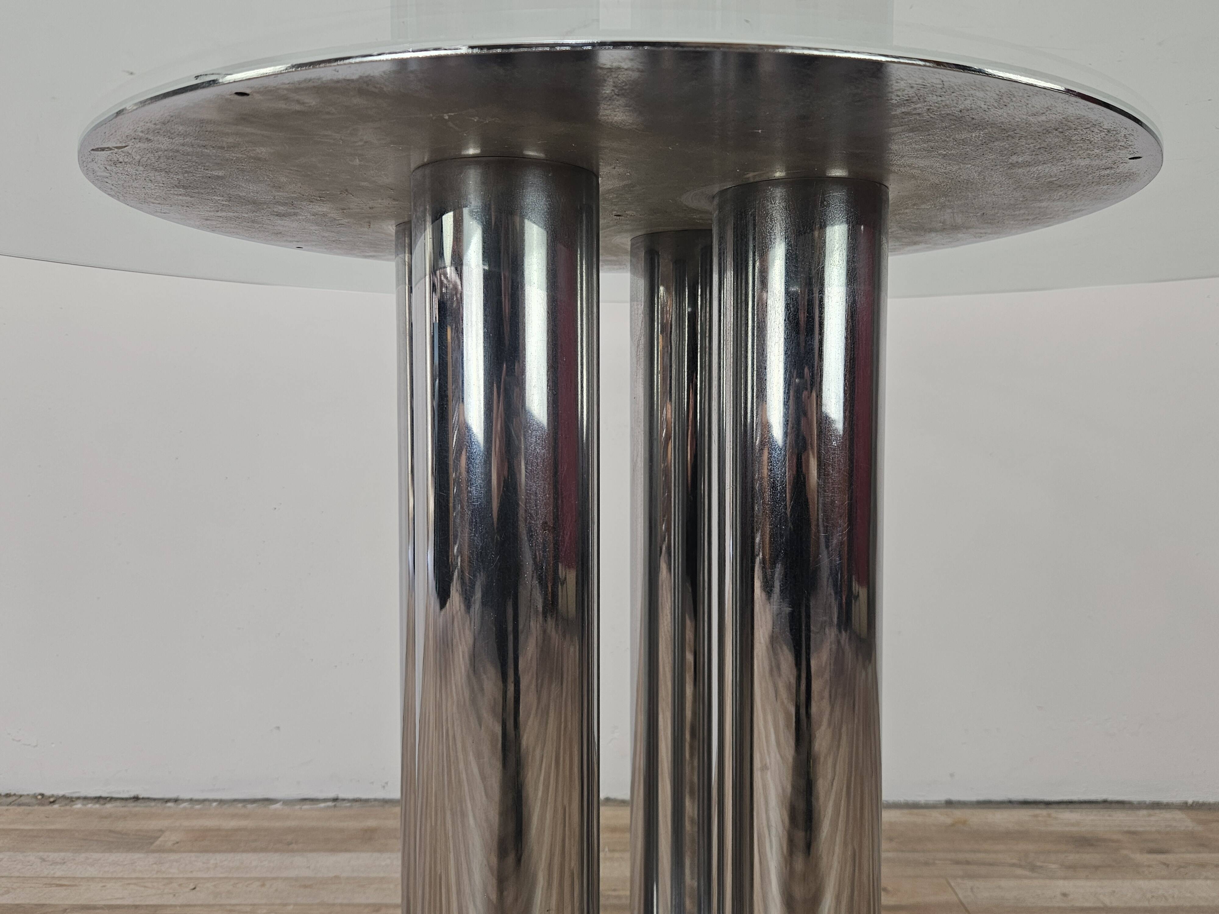 Vintage 70's metal table with round glass top