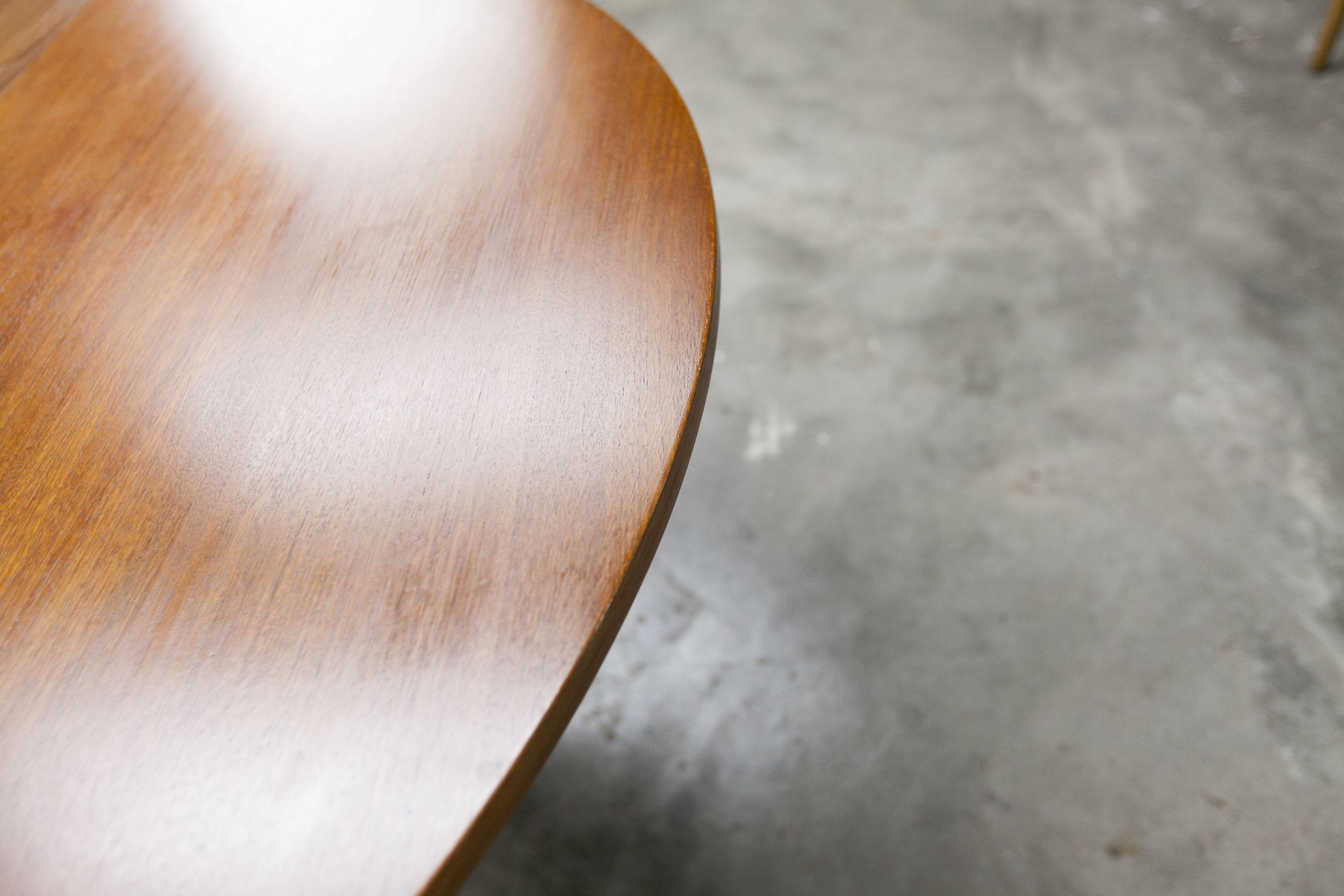 Transformable teak table 1968, impeccable condition