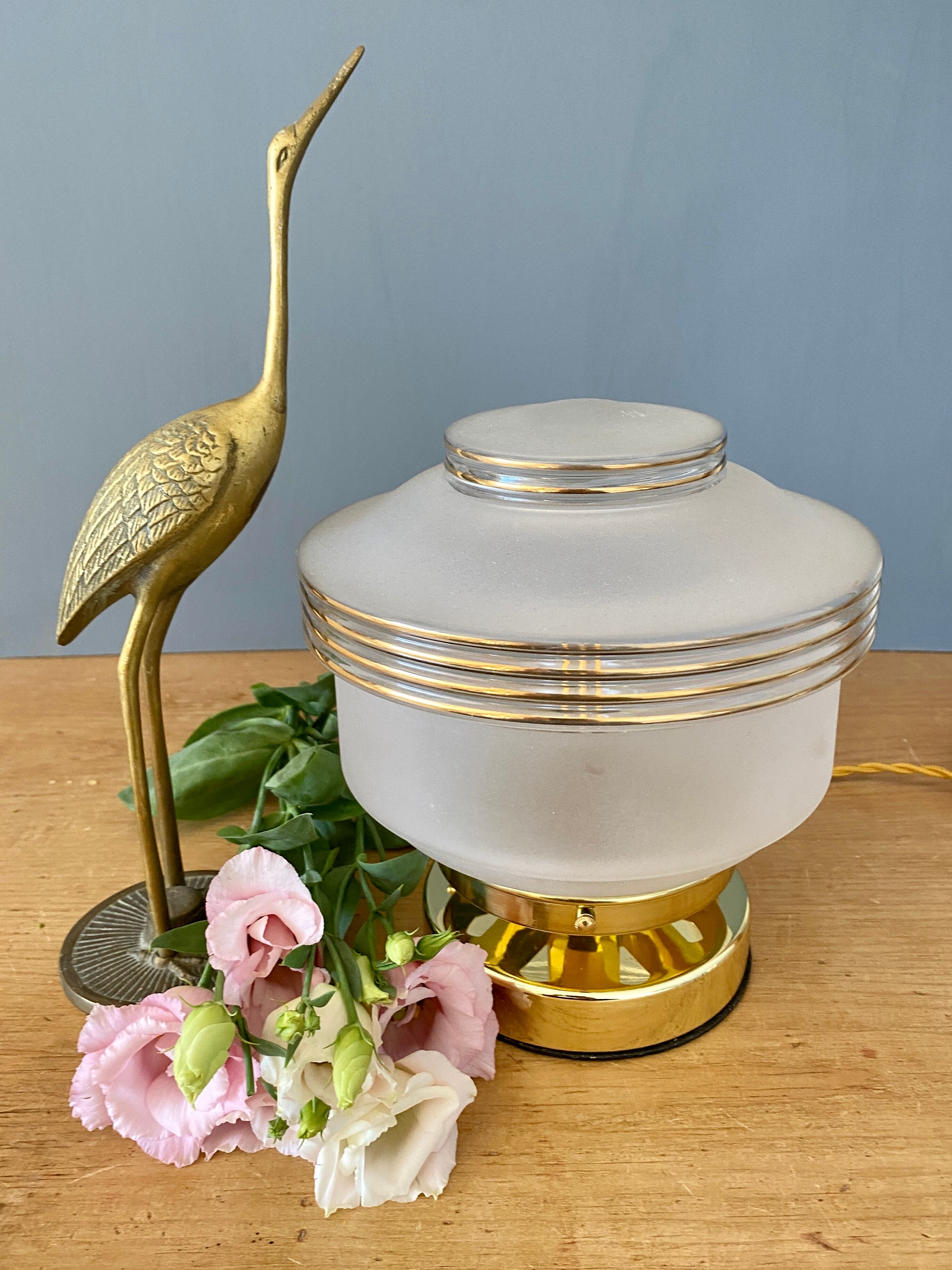 Table lamp vintage art deco globe in white frosted glass with golden edging