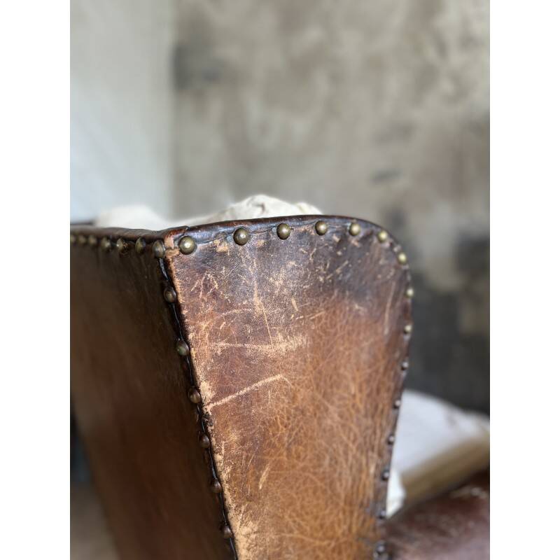 Vintage club chair