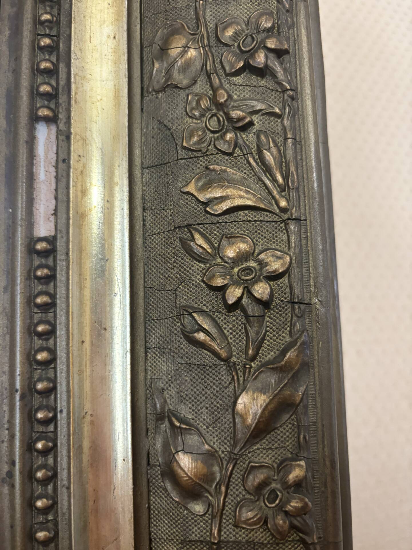 Miroir ancien doré