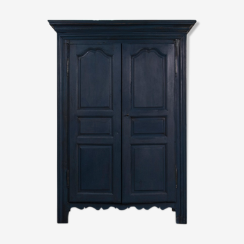 Indigo wardrobe