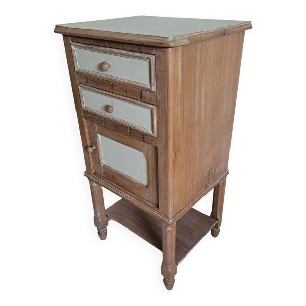 Table de chevet