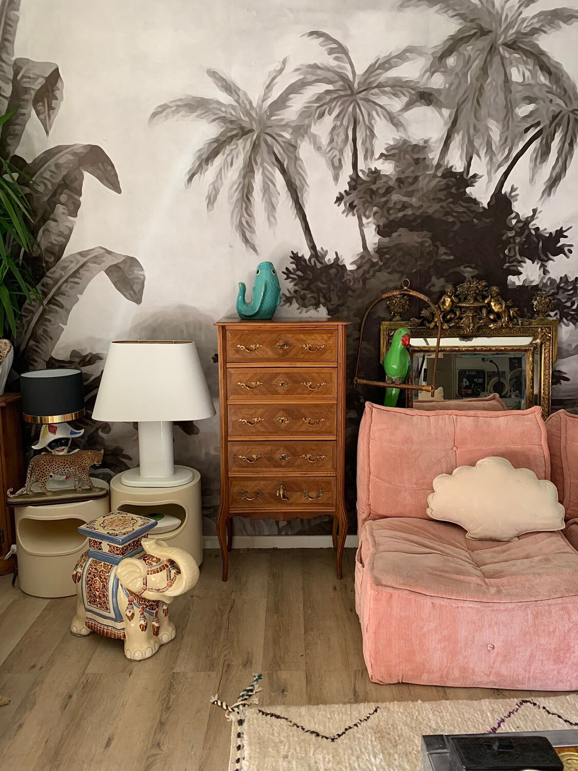 Mid century Louis XV style ragpicker