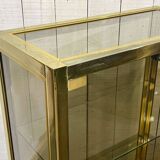 Paire de vitrines d'exposition en chrome doré et verre fumé - années 80