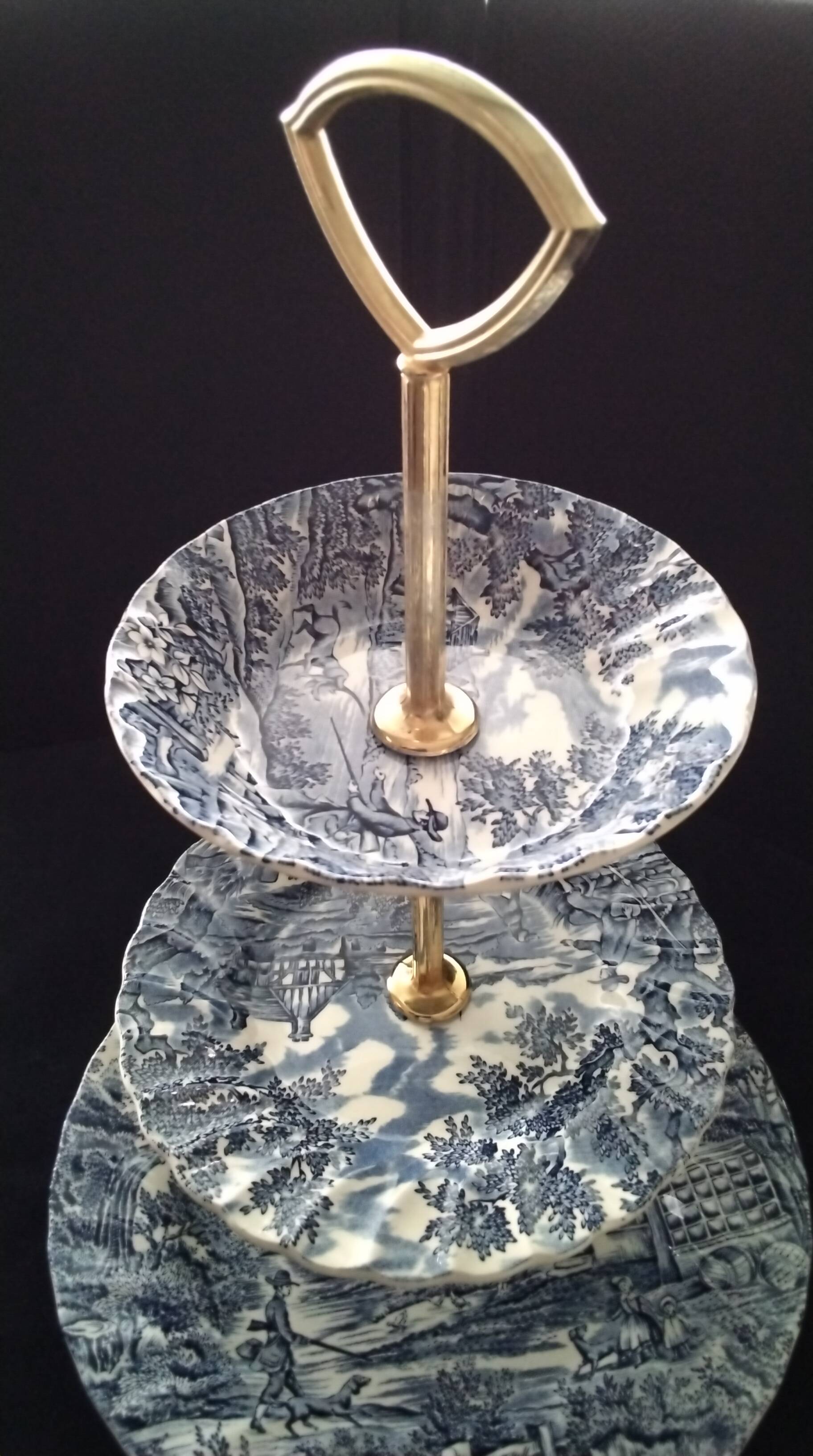 Silent Serving Dish, English Porcelain, The Hunter by Myott