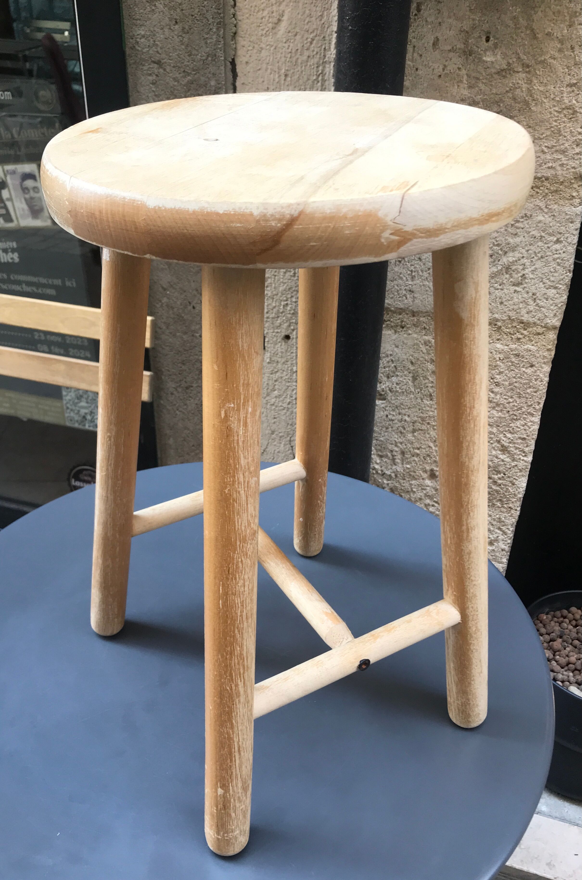 Tabouret en bois