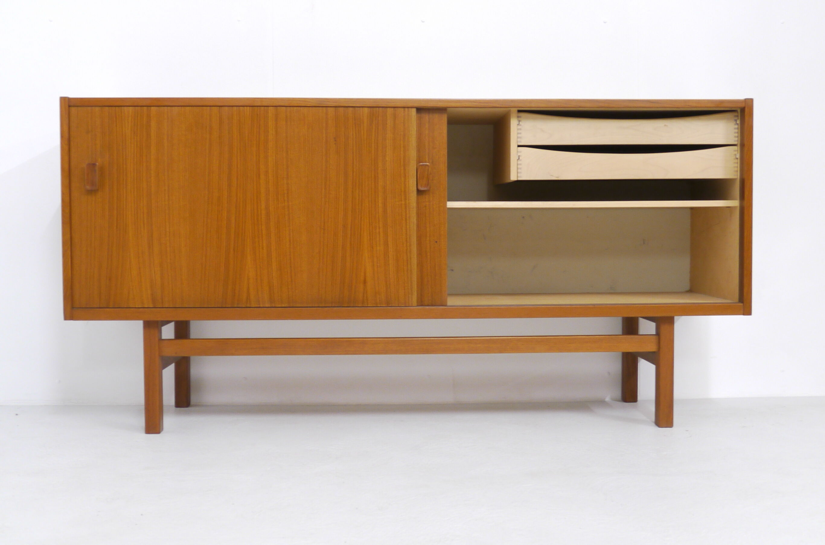 Sideboard Nils Jonsson for Troeds